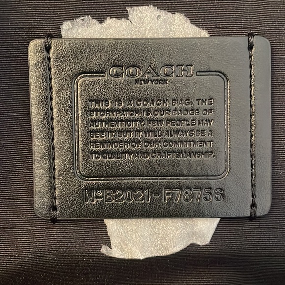 Coach book bag (new) unisex , minor discoloration 🎒 - Picture 4 of 6